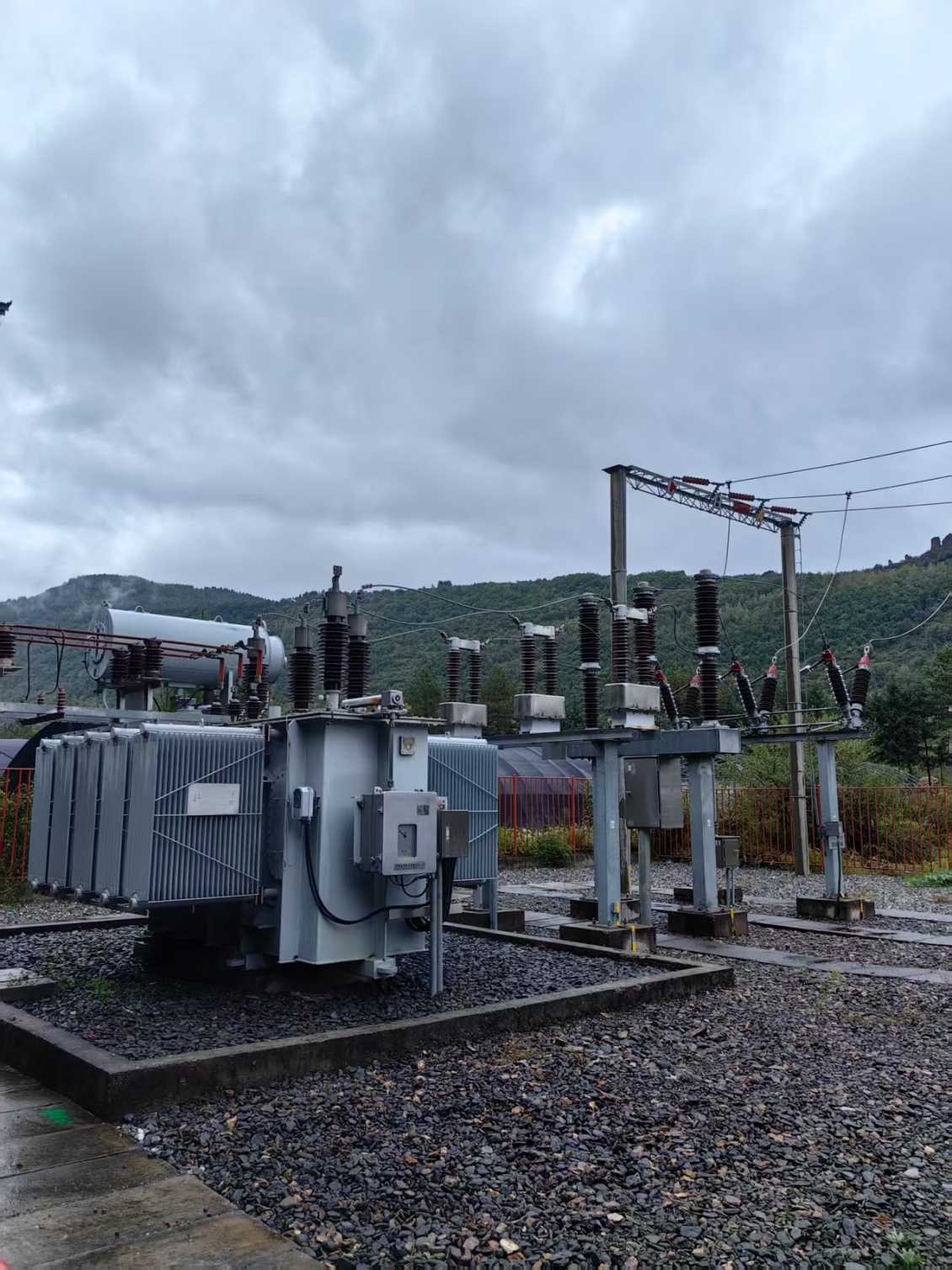 丹东抽水蓄能66KV移动变电站